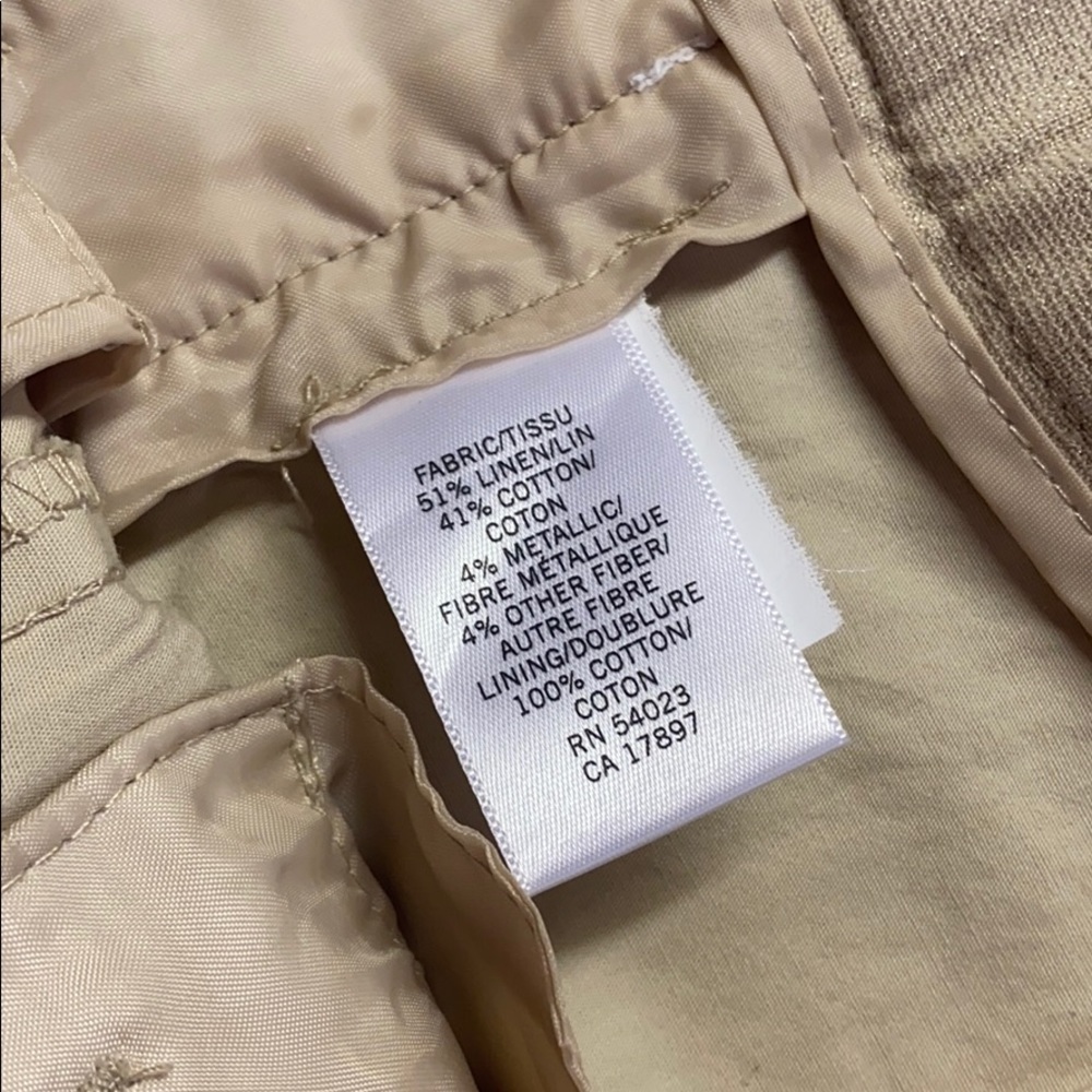 NEW. Banana Republic chino shorts. - Picture 5 of 5